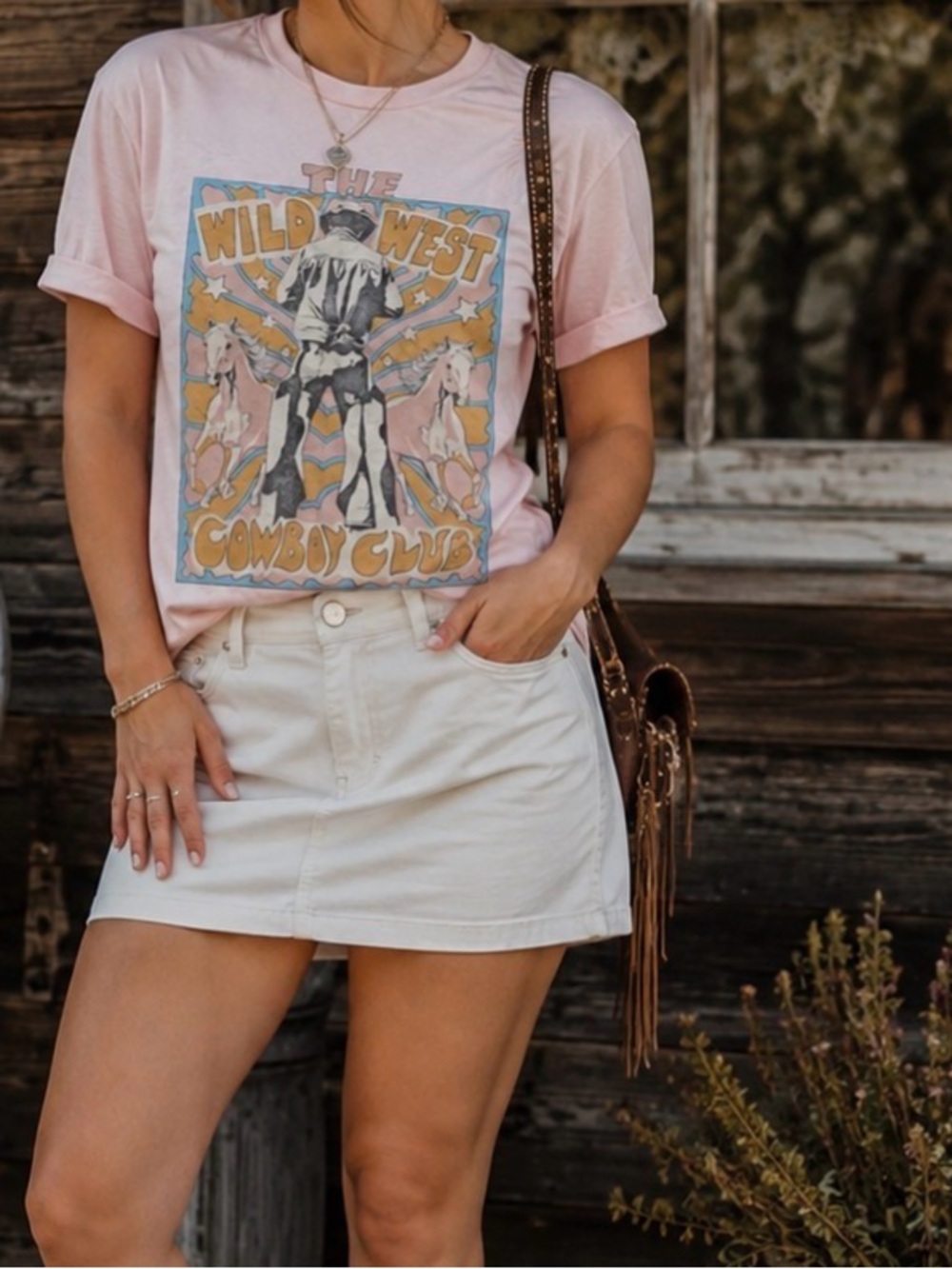 Lotus Fashion- Wild West Cowboy Club Pink Graphic Tee large